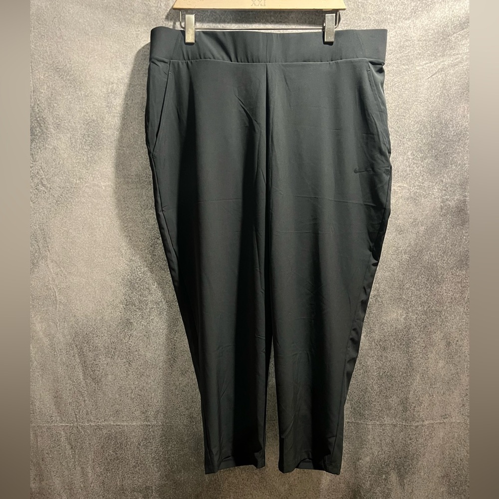 NIKE Mid-Rise 7/8 Length Women's Training Pants Sz 1X NWT